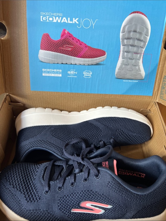 Skechers Shoes - Skechers Navy & Pink Women's GOwalk Knit Lace-Up Walking Sneakers